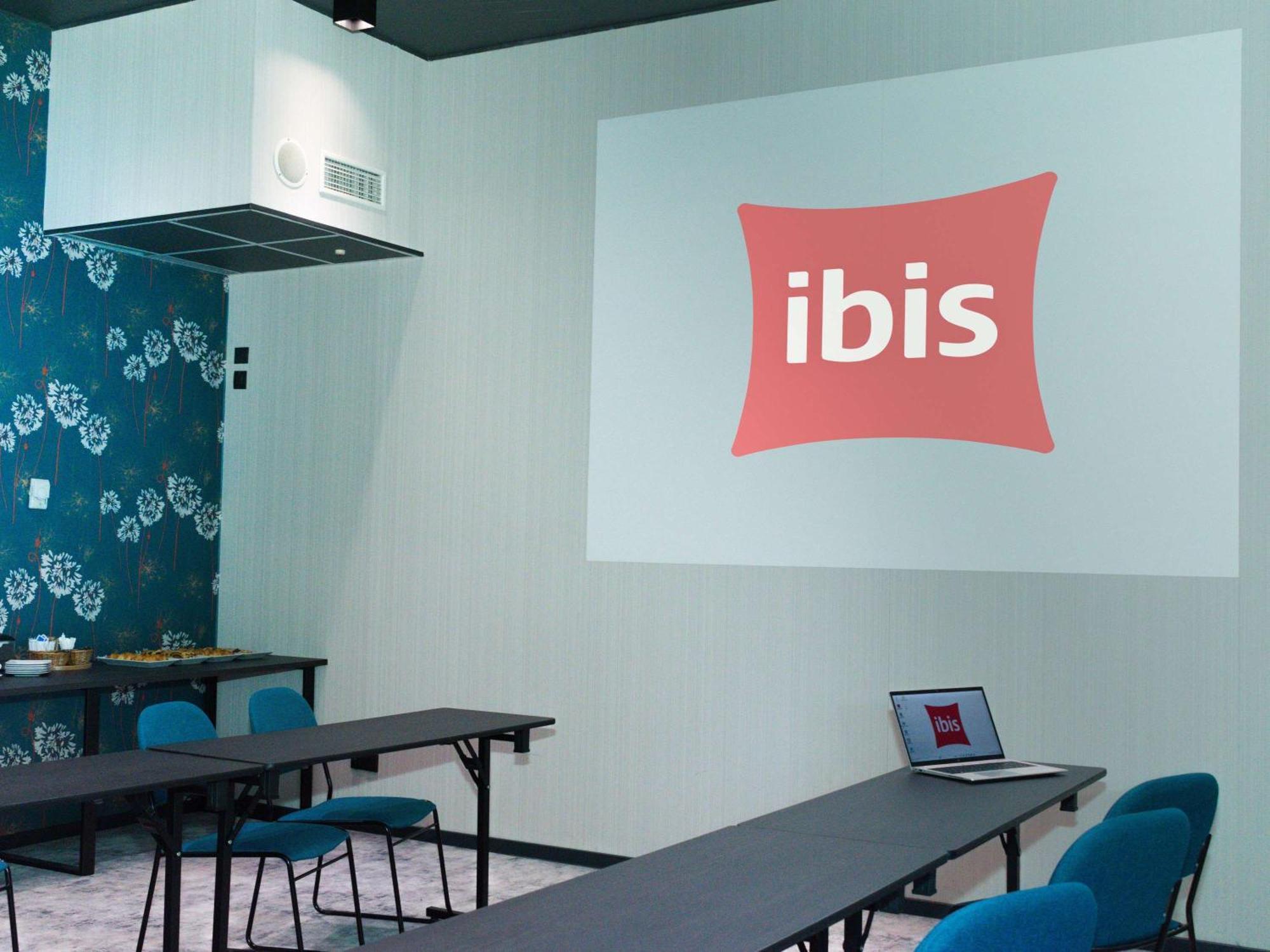 Ibis Katowice - Zabrze Hotel Eksteriør billede