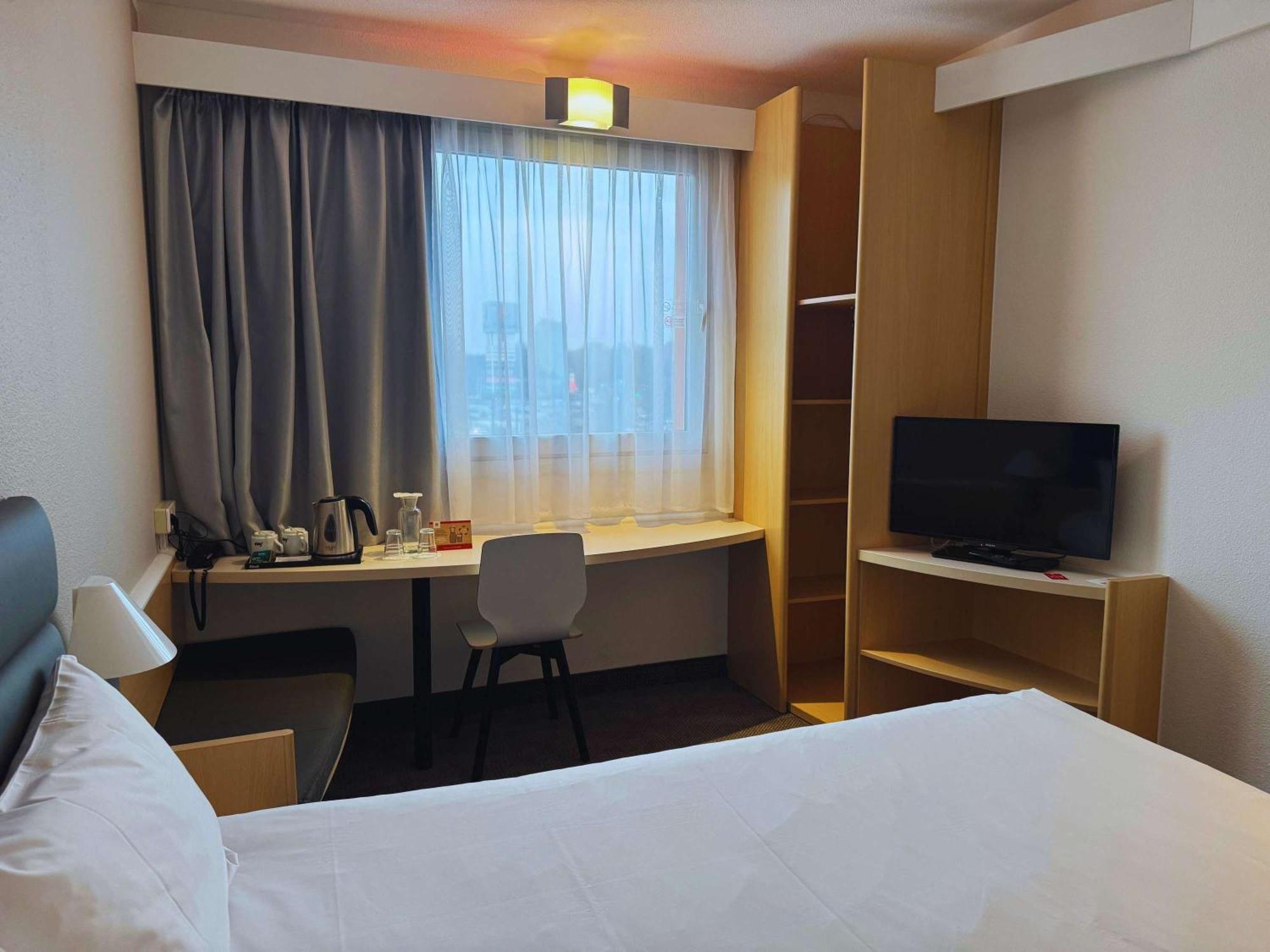 Ibis Katowice - Zabrze Hotel Eksteriør billede